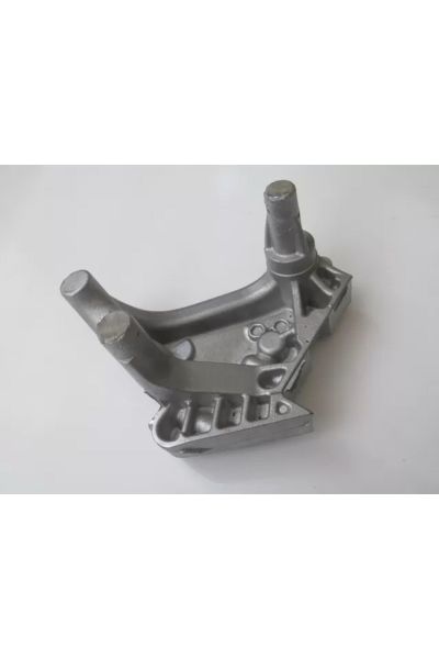 OEM NO 04L199207 UYUMLU VOLKSWAGEN JETTA 6 14/18 MOTOR BAĞLANTI BRAKETİ 2.0 TDI (TAKOZ) (ALÜMİNYUM)