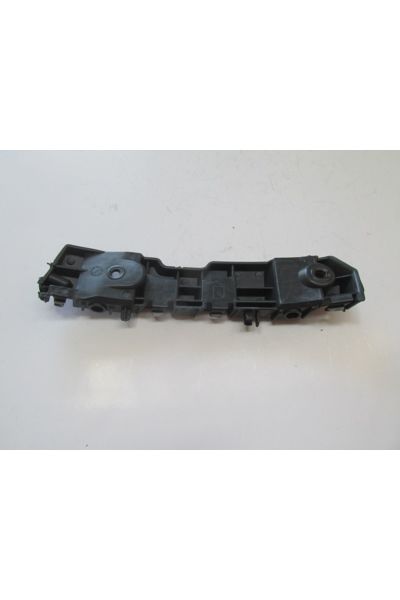 Renault Symbol- 17/21; Ön Tampon Braketi Sağ 631427999r