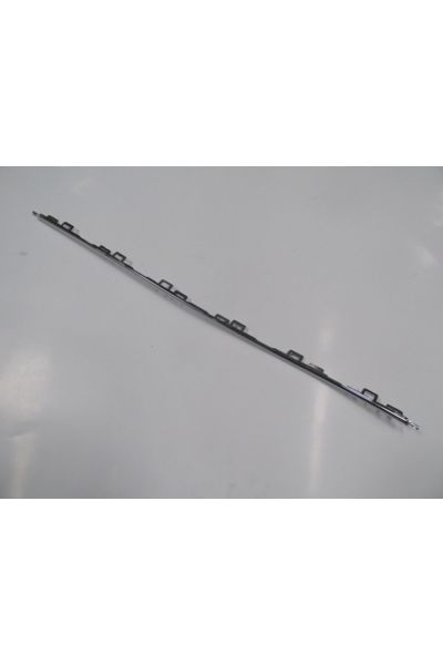 Volkswagen Passat B8 14/18 Arka Tampon Çıtası Orta Nikelajı (Tw)