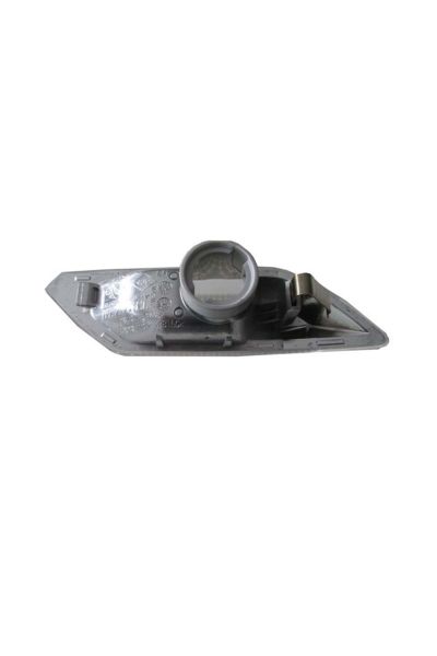 Renault Talıant- 21/24; Çamurluk Sinyali Sağ Beyaz 261612750r