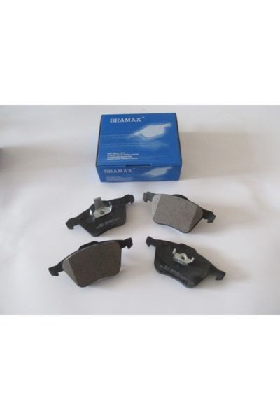 VOLVO V70- 00/04; ÖN FREN BALATASI (KABLOSUZ)(DİSK)(155,2X72,3X18,6/15;6,4X71,6X17)(BRAMAX)