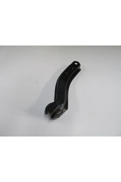Opel Corsa B 93/96 Ön Alt Tabla Sağ Rotilsiz/burçlu (Salıncak) (Sh)