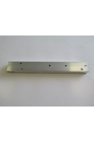 Mercedes B Class- Uyumlu W246- 12/14; Ön Panel Bağlantı Braketi Sağ Sağbüyük