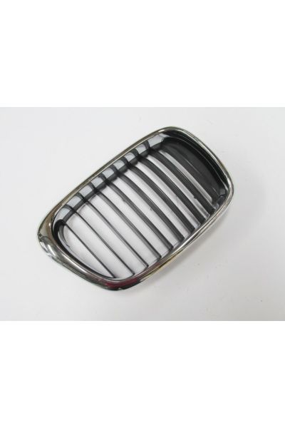 -ParçaAnında BMW 5 SERI- E39- 01/03; ÖN PANJUR SAĞ NİKELAJLI/SİYAH (TW)