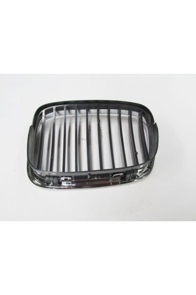 -ParçaAnında BMW 5 SERI- E39- 01/03; ÖN PANJUR SAĞ NİKELAJLI/SİYAH (TW)