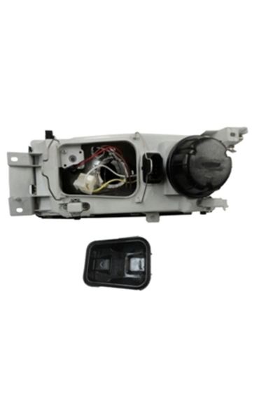 SKODA OCTAVIA- 01/10; FAR LAMBASI SOL TARAF ELEKTRİKLİ/MOTORSUZ/MERCEKLİ (ŞEFFAF CAM)(8FİŞ)(H4/H3)EU