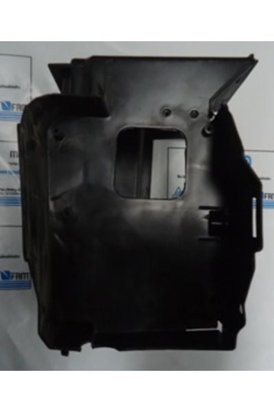 Ford Focus Sd/hb 05/07 Akü Yuva Plastiği Alt (Bfn)