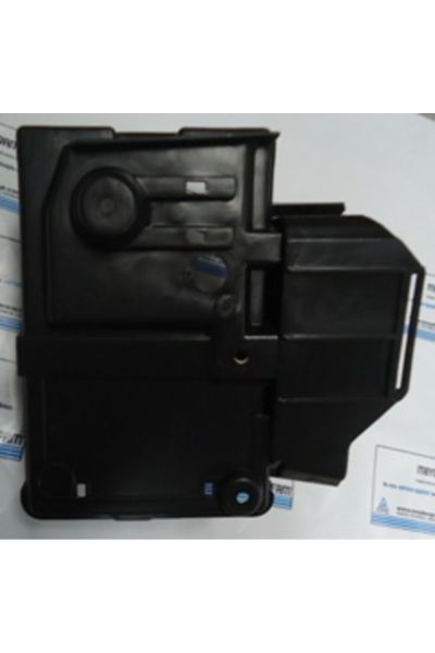 Ford Focus Sd/hb 05/07 Akü Yuva Plastiği Alt (Bfn)