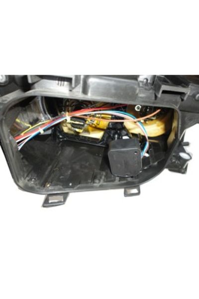 Audi A6 05/09 Far Lambası Sol Elektrikli/motorsuz/merceksiz (H7/h1) (Famella)