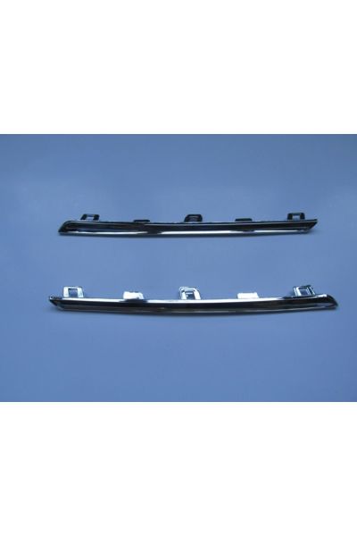 Renault Megane- 4- Sd- 21/24; Ön Panjur Üst Çıtası Nikelajlı Sağ/sol Set (2 PARÇA) 960108367r