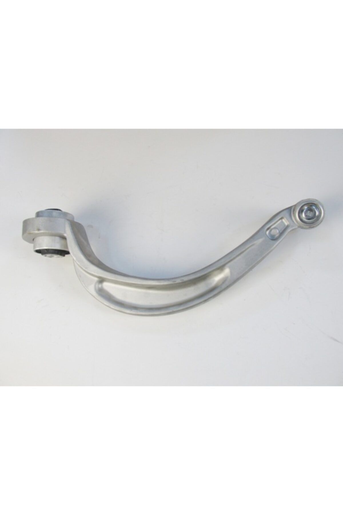 Audi A5 08/12 Ön Alt Tabla Sol Eğri Tip Burçlu/rotilli (65 Mm M12) (Salıncak) Alüminyum (Sh)