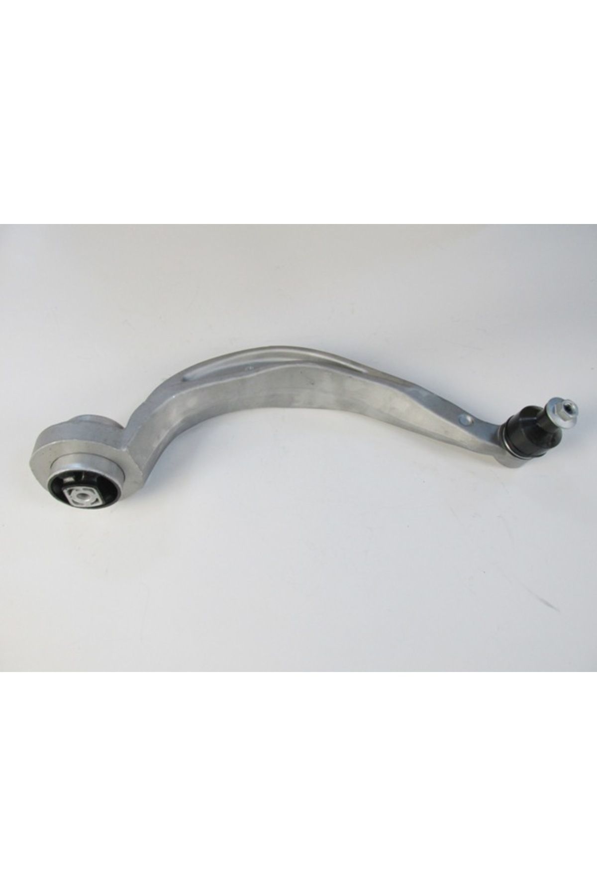 Audi A5 12/16 Ön Alt Tabla Sol Eğri Tip Burçlu/rotilli (65 Mm M12) (Salıncak) Alüminyum (Sh)
