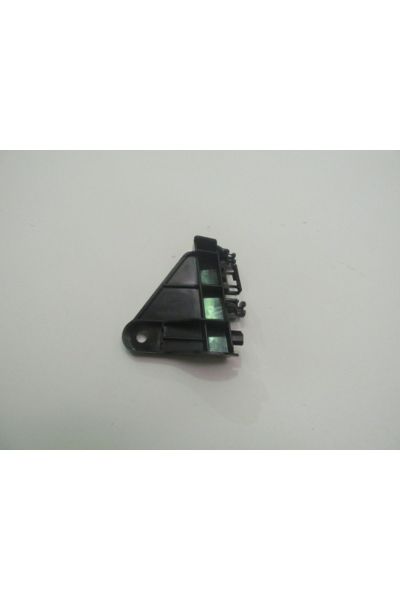 Toyota Corolla Nde180 13/18 Arka Tampon Bağlantı Braketi Sol Plastik (Tw)