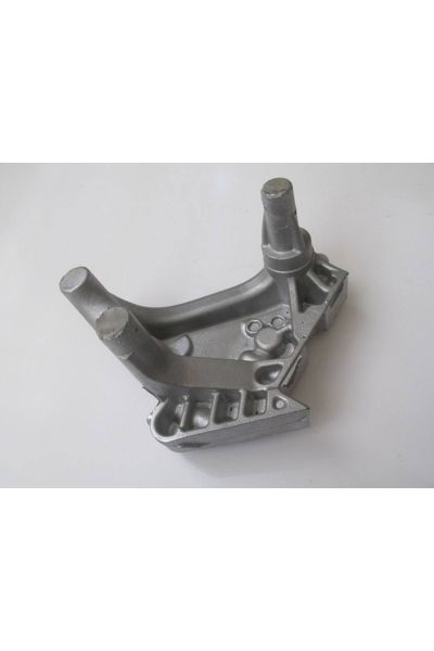 OEM NO 04L199207 UYUMLU AUDI A3 SD/HB/SB 13/16 MOTOR BAĞLANTI BRAKETİ 2.0 TDI (TAKOZ) (ALÜMİNYUM)