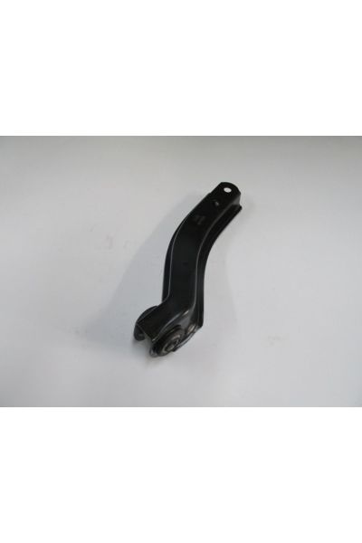 Opel Corsa A 86/92 Ön Alt Tabla Sağ Rotilsiz/burçlu (Salıncak) (Sh)
