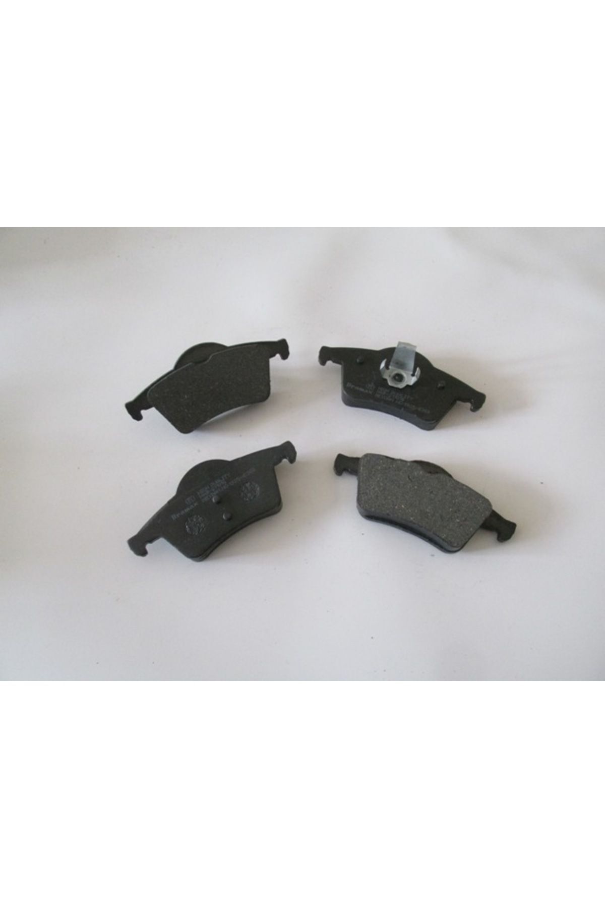 Volvo V70- 00/04; Arka Fren Balatası (KABLOSUZ)(DİSK)(122,7X53,8X16,2/12;3,8X53,8X16,2) 30648382