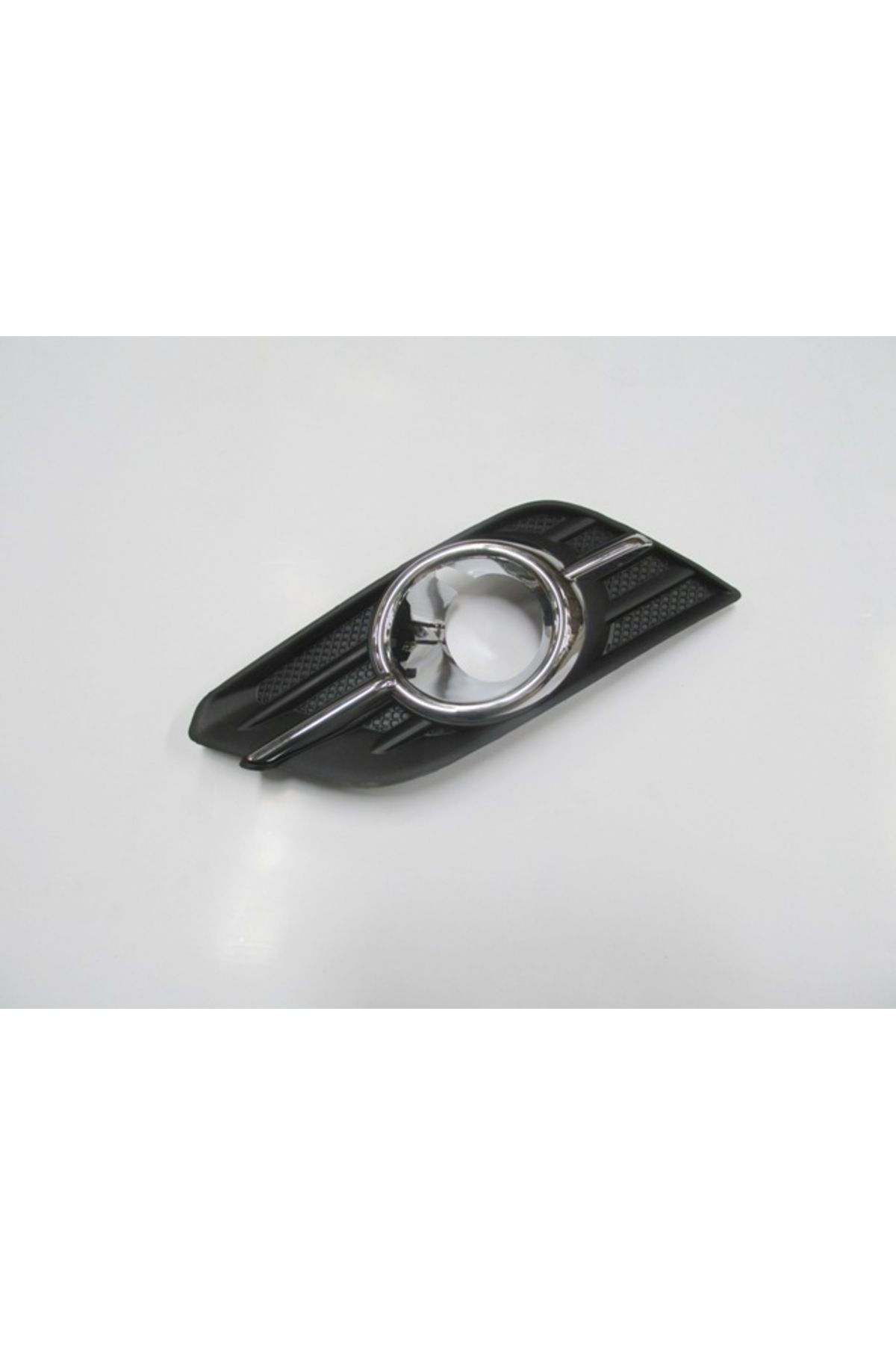 Opel Mokka 12/16 Sis Lamba Kapağı Sol Sis Delikli Siyah (Sis Yuvası Nikelajlı) (Tw)