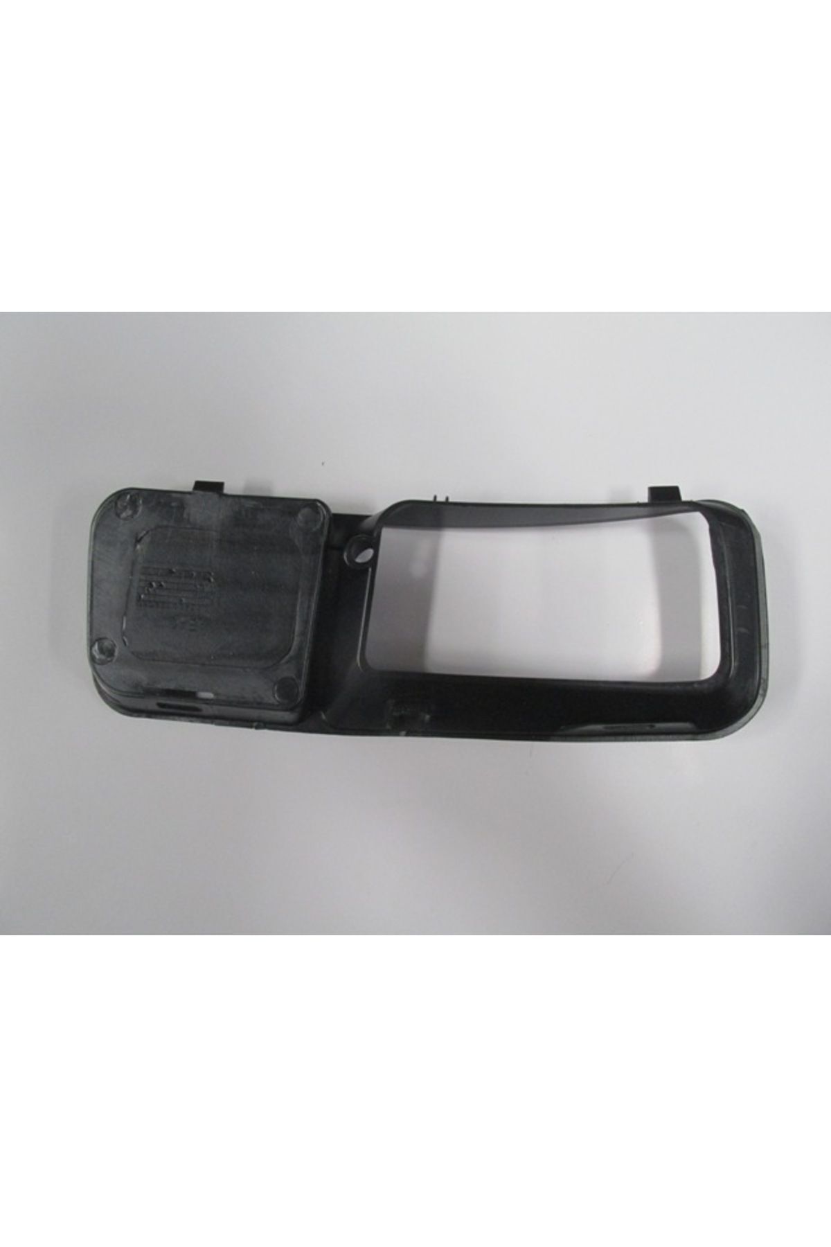 Volkswagen Polo- Classıc- 96/01; Sis Lamba Kapağı Sağ Siyah Sis Delikli 6k5853666