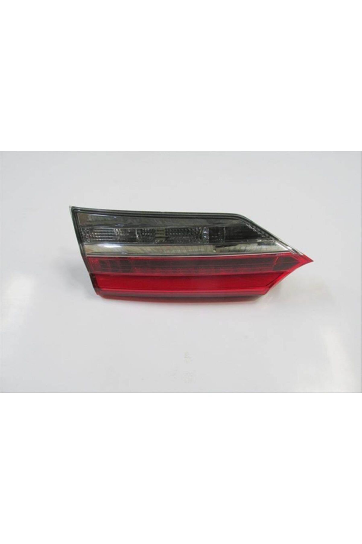 Toyota Corolla- Nde180- 16/18 Iç Stop Lambası Sol Kırmızı/beyaz/ledli/sisli (casp) (e Marklı) 81580-