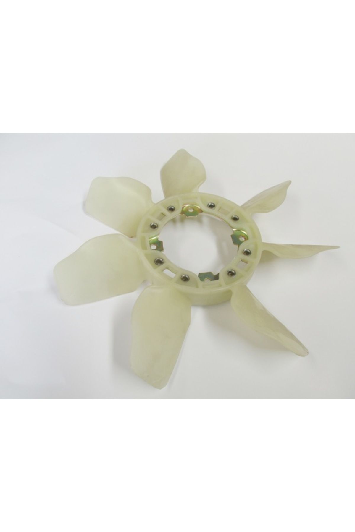 Toyota Hilux Pick Up 15/19 Fan Kanadı (7kanat) (Tw)