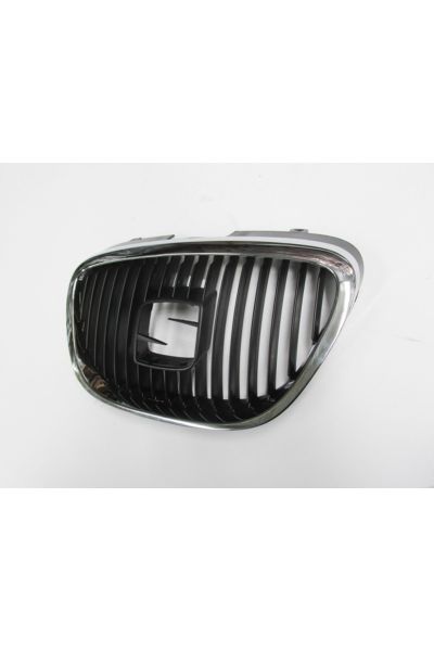 Seat Altea- 04/15 Ön Panjur Siyah (nikelaj Çerçeveli)(tyg) 5p0853651a9b9 Uyumlu