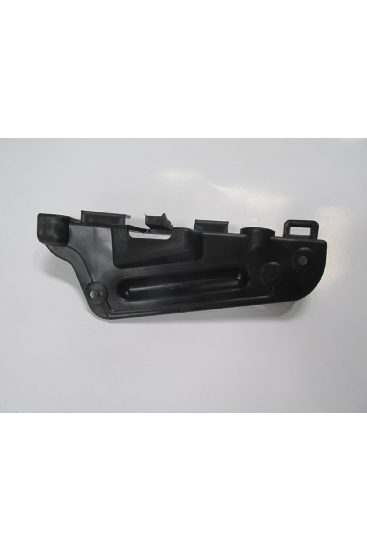 Renault Megane- 2- 03/09; Arka Tampon Iç Bağlantı Braketi Stop Altı Sağ (SEDAN) 8200176035