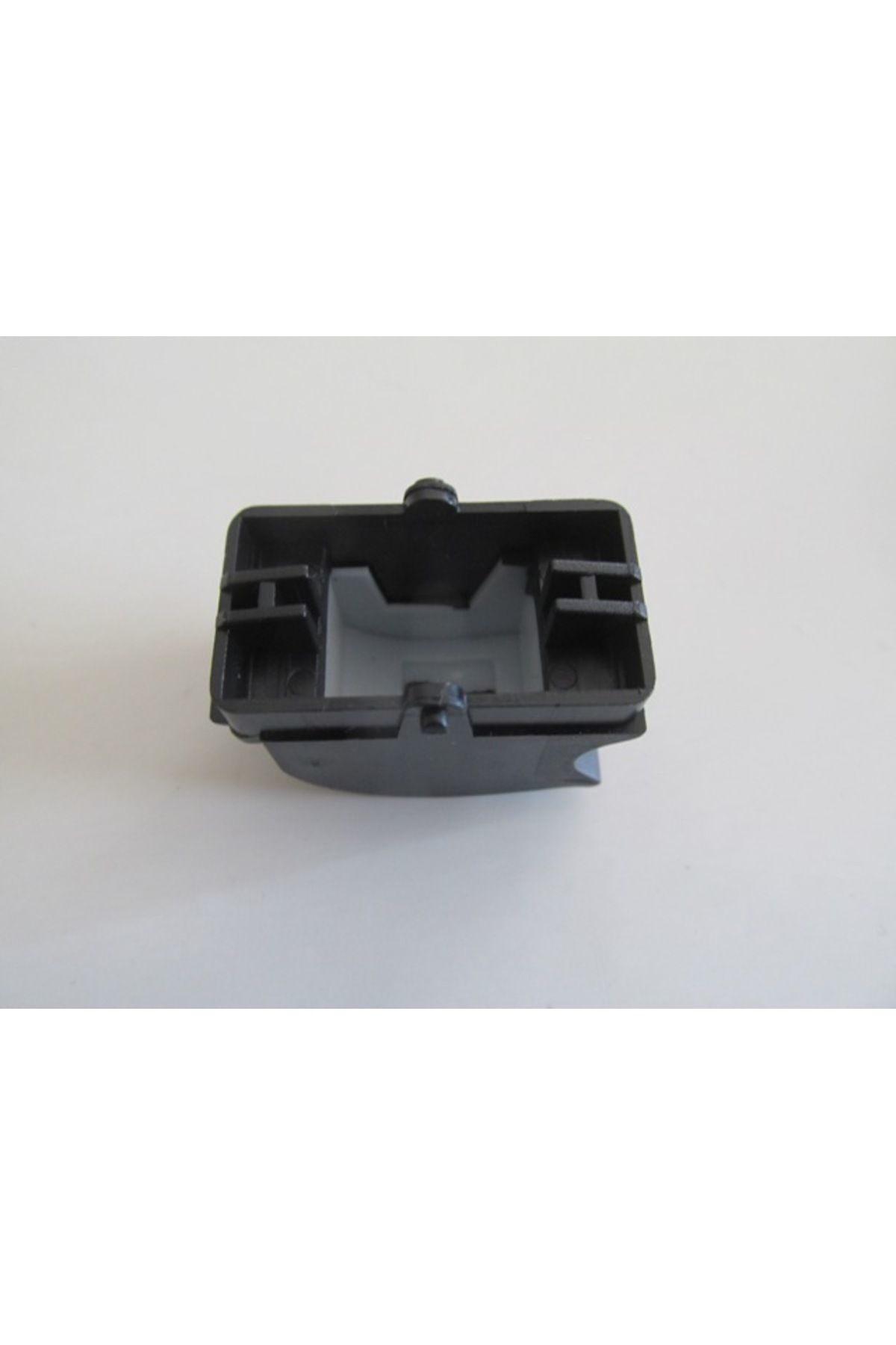 Peugeot Bıpper- 08/17; Ön/Arka Cam Düğme Butonu Sağ/Sol Adet (Oem No: 1570-1955) Tst6510