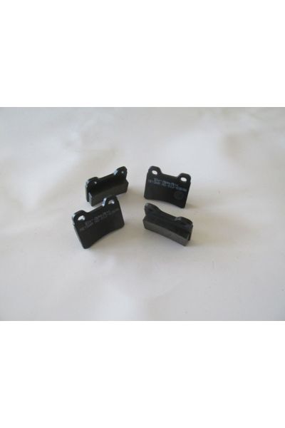 Ford Escort 95/99 Arka Fren Balatası (Disk)(61,8x50,9x15) (Bramax)