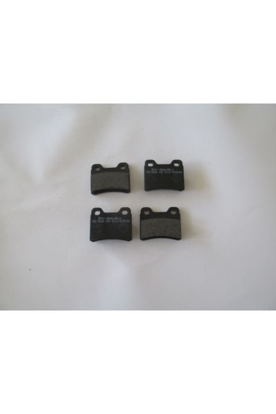 Ford Escort 95/99 Arka Fren Balatası (Disk)(61,8x50,9x15) (Bramax)