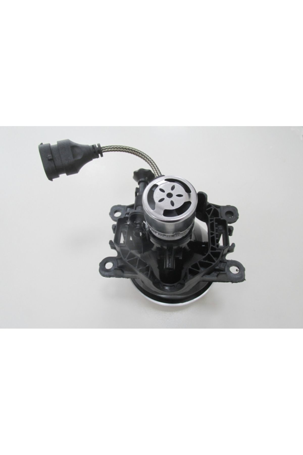 FORD TRANSIT- V363- 14/19; SİS LAMBASI SAĞ/SOL AYNI (ADET) LED AMPÜLLÜ (Oem No: 261500097R) TST1532
