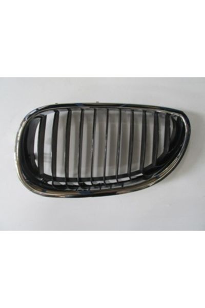 Bmw 5 Seri E60- 04/10 Uyumlu Ön Panjur Sol Nikelajlı Siyah 51137027061