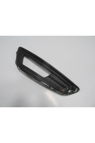 Ford Focus- Sd/hb- 15/18 Sis Lamba Kapağı Sağ Sis Delikli (nikelaj Çıtalı) (tw) F1eb15a298bc