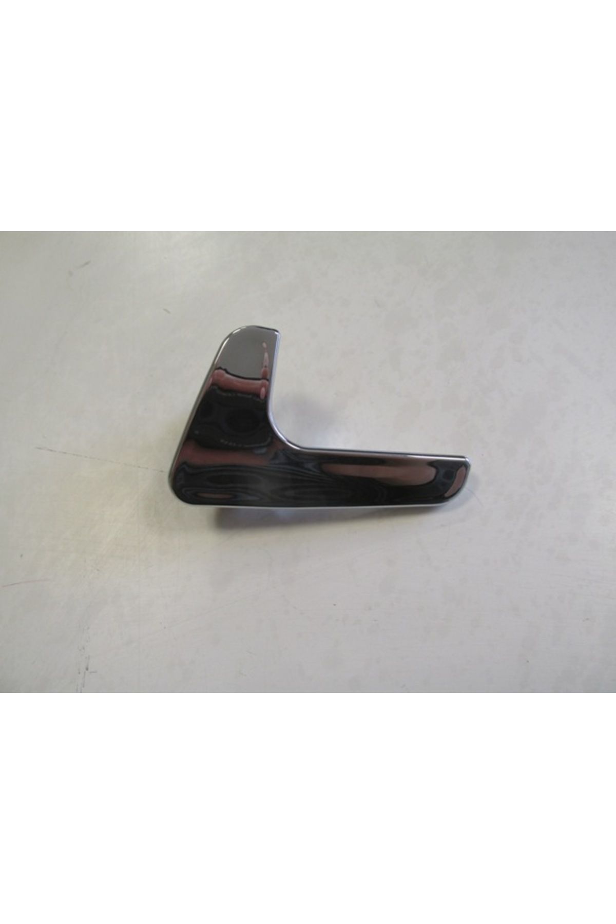 Seat Ibiza 00/01 Ön Kapı İç Açma Kolu Elceği (Kulbu) Sol Nikelajlı