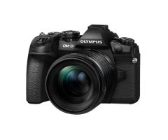 Olympus 45mm f/1.2 M.Zuiko Pro Lens - Siyah