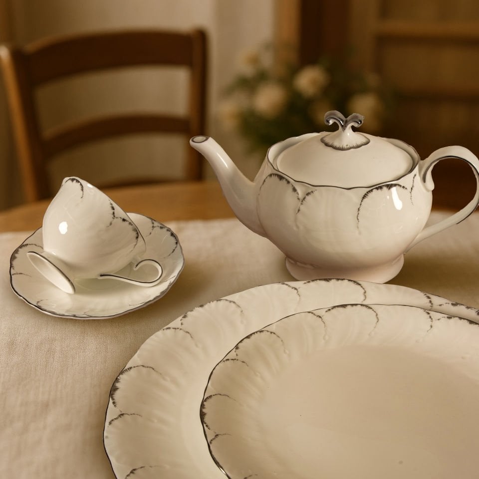 Tiffany Platin Çay Seti 24 Parça