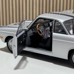 1:18 BMW 700 Rennsport 1960 Innsbruck Hans Stuck - Autoart