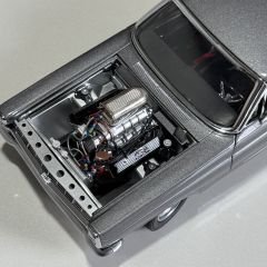 1:18 Ford Fairlane Street Machine 1967 - GMP