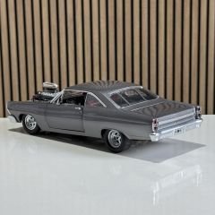 1:18 Ford Fairlane Street Machine 1967 - GMP