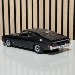 1:18 Ford XA Falcon GT Hardtop Plain Body Black - Autoart