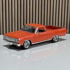 1:18 Chevrolet El Camino SS Custom Cruiser 1965 Orange - ACME