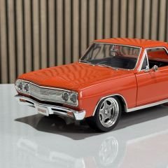 1:18 Chevrolet El Camino SS Custom Cruiser 1965 Orange - ACME