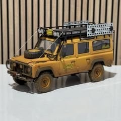 1:18 Land Rover Defender 110 Camel Trophy Sabah/Malaysia Dirty - Almost Real