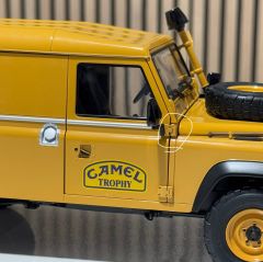 1:18 Land Rover 110 Camel Trophy Borneo 1985 Support Unit - Almost Real