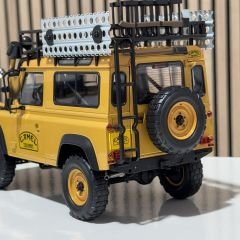 1:18 Land Rover 90 Camel Trophy Borneo 1985 - Almost Real