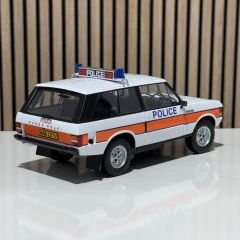 1:18 Land Rover Range Rover Classic Police Car - Almost Real
