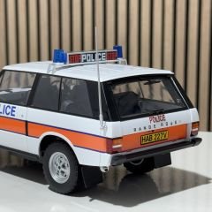 1:18 Land Rover Range Rover Classic Police Car - Almost Real