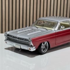 1:18 Ford Fairlane Street Fighter Restomod 1967 - GMP