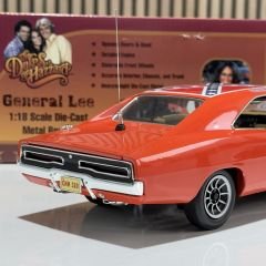1:18 Dodge Charger General Lee The Dukes of Hazzards -Auto World