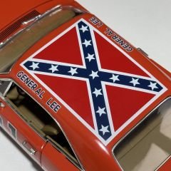 1:18 Dodge Charger General Lee The Dukes of Hazzards -Auto World