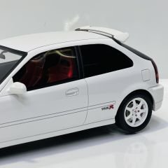 1:18 Honda Civic Type R EK9 - Otto Mobile